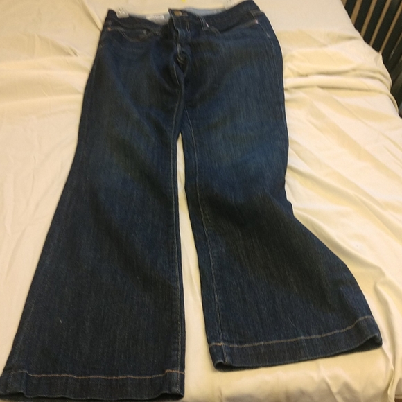 Jeans - Picture 3 of 3
